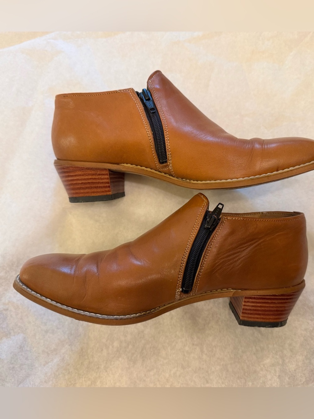 Vintage Premiere Cognac Leather Ankle Boots Made in Canada | Size 10.5